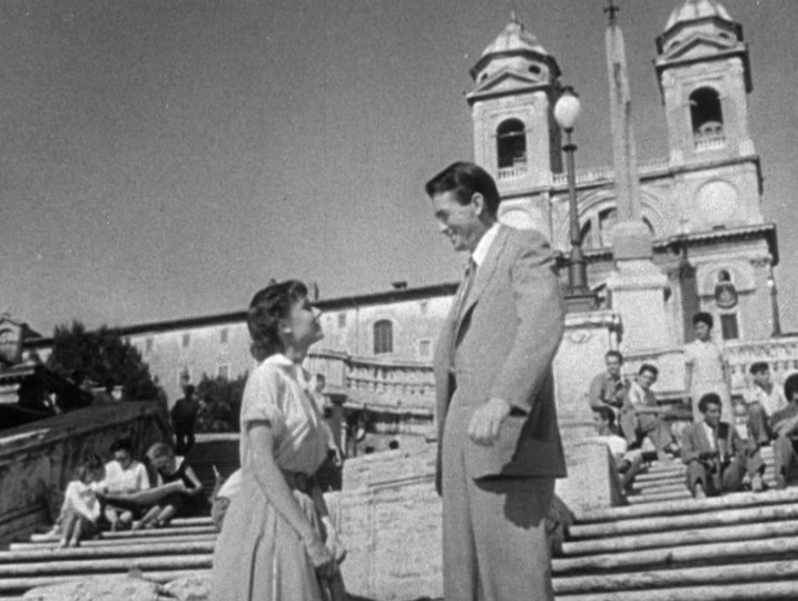 영화 「로마의 휴일」(1953)의 오드리 헵번과 그레고리 펙. 미국 개봉 예고편 화면이라 퍼블릭 도메인이다